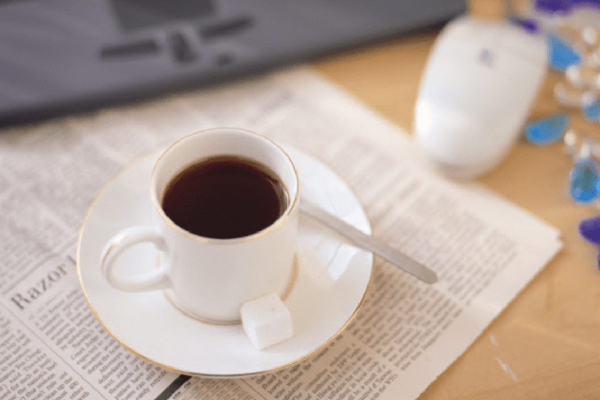 カフェインの効果とは？コーヒーの適度な量と飲むタイミングを紹介