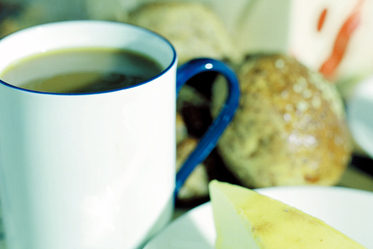 インスタントコーヒーとレギュラーコーヒーの違いは?健康面への効果に違いはある?